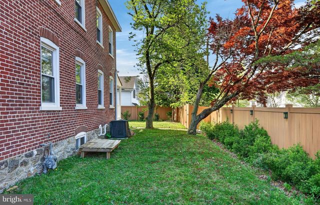 400 E JEFFERSON ST, Media, PA 19063