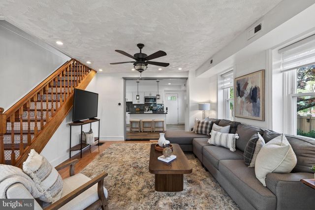 400 E JEFFERSON ST, Media, PA 19063