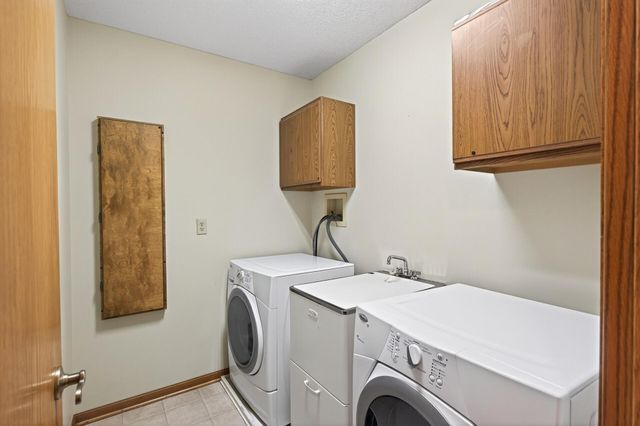 1106 137th Lane NE, Andover, MN 55304