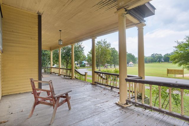 7 Barnhardt Circle, Fort Oglethorpe, GA 30742