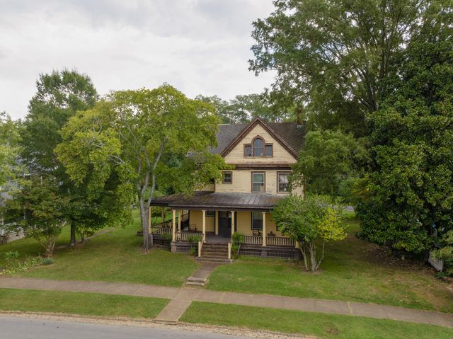 7 Barnhardt Circle, Fort Oglethorpe, GA 30742