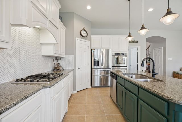 1000 Fenwick Lane, Forney, TX 75126