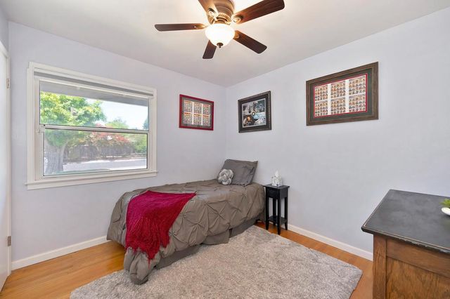 2105 Farnsworth Way, Rancho Cordova, CA 95670