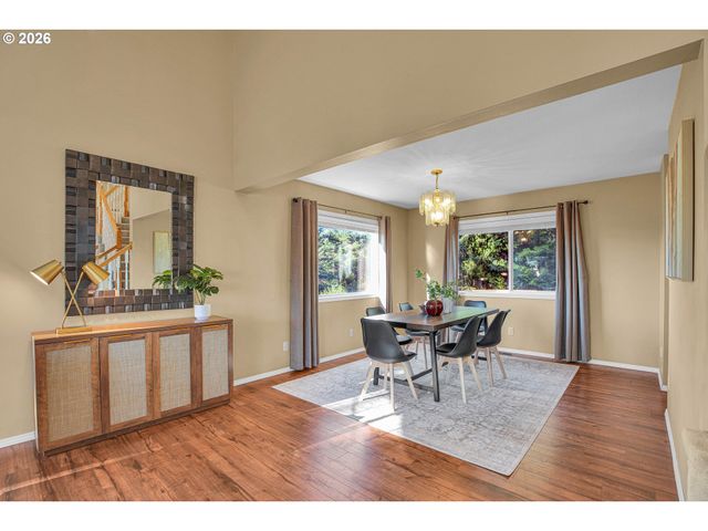 3800 Sw RODLUN Rd, Gresham, OR 97080