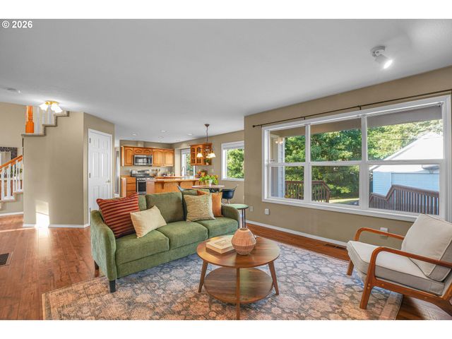 3800 Sw RODLUN Rd, Gresham, OR 97080