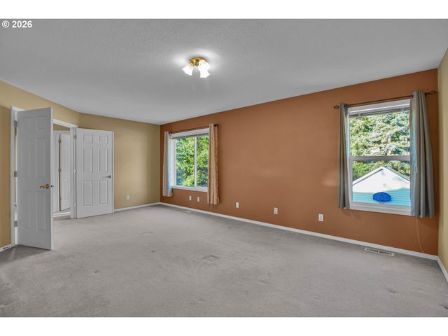 3800 Sw RODLUN Rd, Gresham, OR 97080