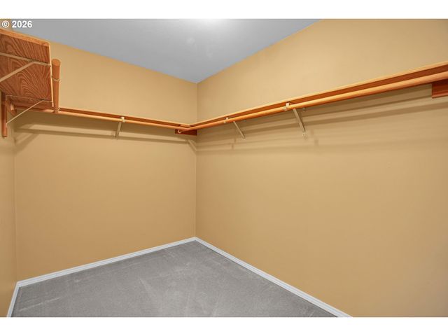 3800 Sw RODLUN Rd, Gresham, OR 97080