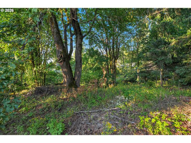 3800 Sw RODLUN Rd, Gresham, OR 97080