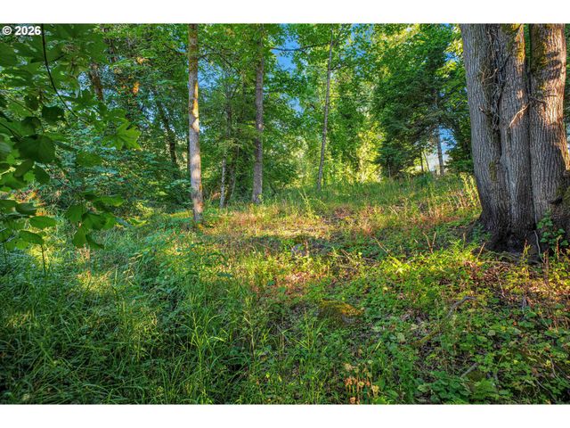 3800 Sw RODLUN Rd, Gresham, OR 97080
