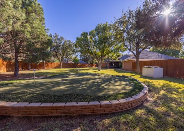 4504 Hilltop Dr, Midland, TX 79707