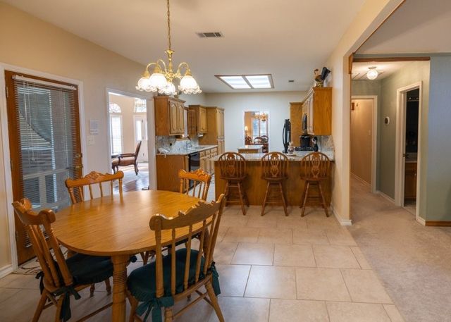 4504 Hilltop Dr, Midland, TX 79707