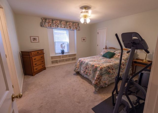 4504 Hilltop Dr, Midland, TX 79707