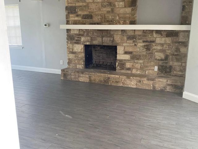 2210 Lanier DR A, Austin, TX 78757