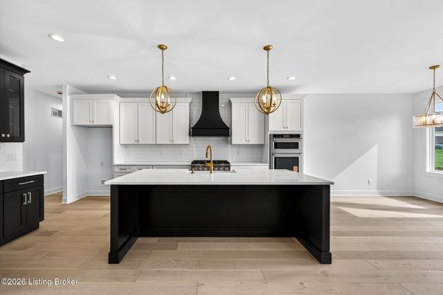 1505 Lincoln Hill Way, Louisville, KY 40245