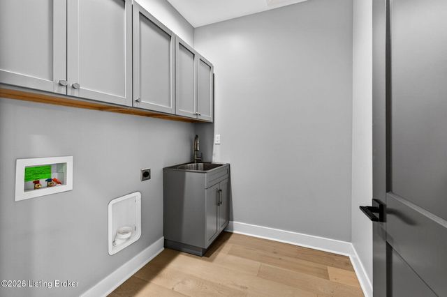 1505 Lincoln Hill Way, Louisville, KY 40245