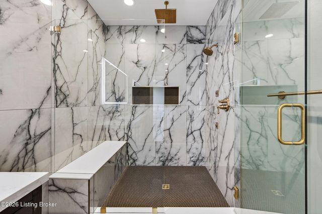 1505 Lincoln Hill Way, Louisville, KY 40245