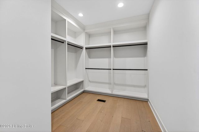 1505 Lincoln Hill Way, Louisville, KY 40245