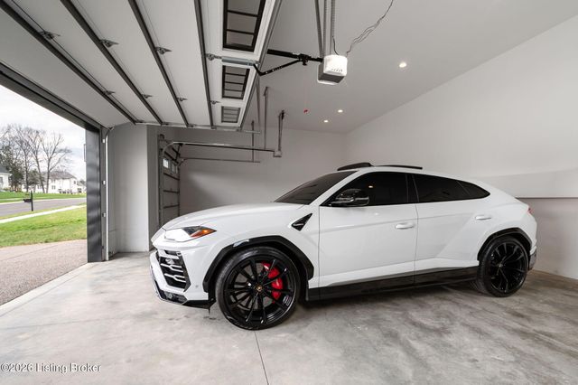 1505 Lincoln Hill Way, Louisville, KY 40245