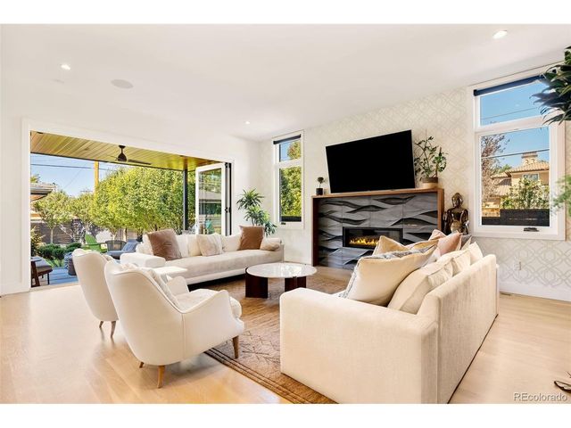 2401 S Fillmore St, Denver, CO 80210