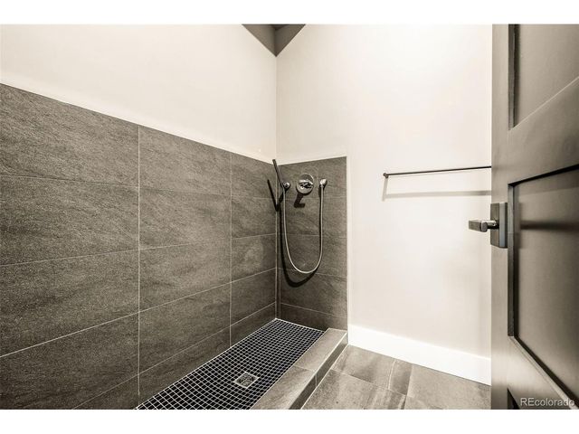 2401 S Fillmore St, Denver, CO 80210