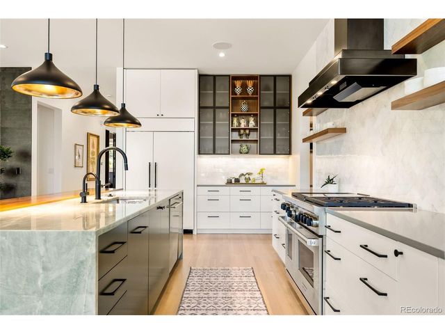 2401 S Fillmore St, Denver, CO 80210