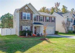 2589 Leighswood Drive, Winston-salem, NC 27106