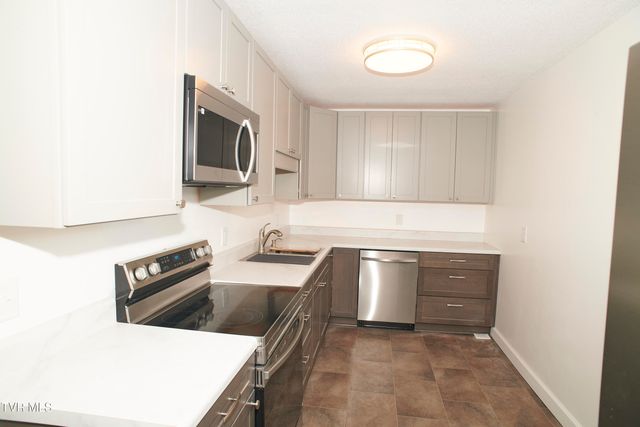 113 Midway Street, Gray, TN 37615