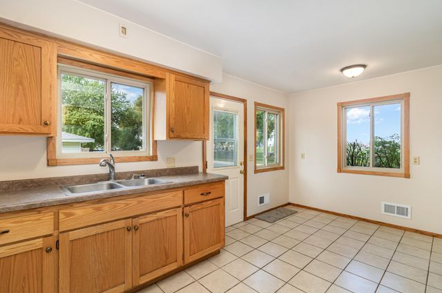 412 Church Avenue N, New Prague, MN 56071