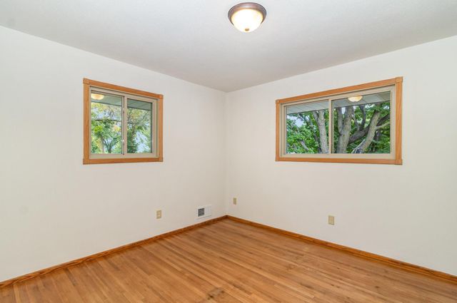 412 Church Avenue N, New Prague, MN 56071