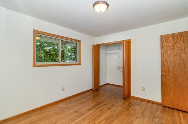 412 Church Avenue N, New Prague, MN 56071