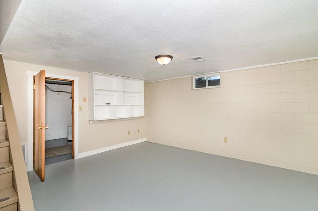 412 Church Avenue N, New Prague, MN 56071