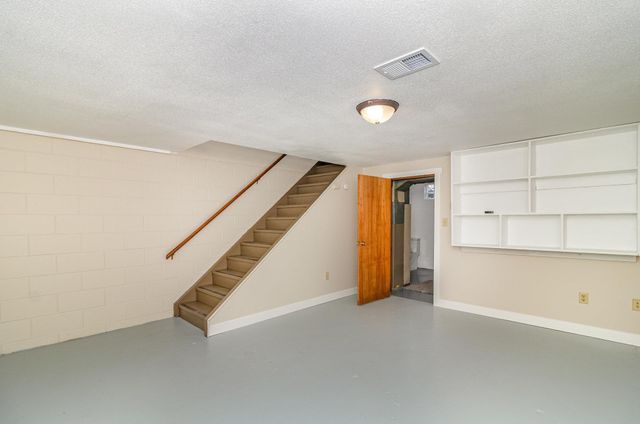 412 Church Avenue N, New Prague, MN 56071