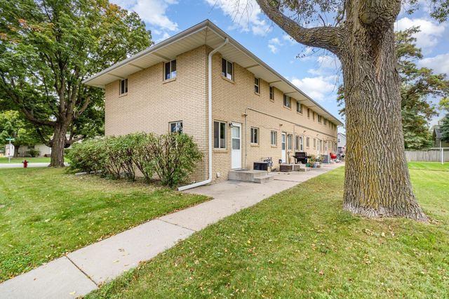 412 Church Avenue N, New Prague, MN 56071