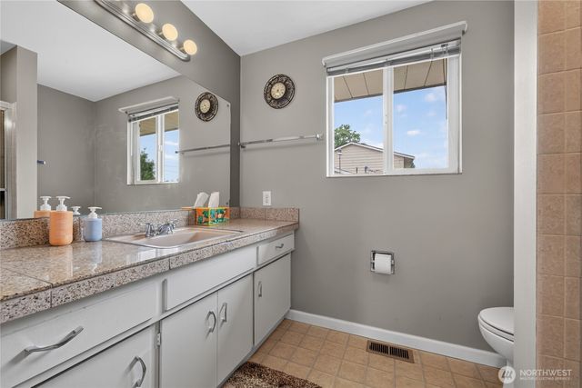 12820 SE 172nd Street, Renton, WA 98058