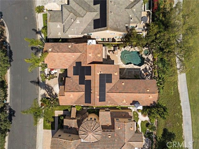 10 Water Lily Way, Laguna Hills, CA 92679