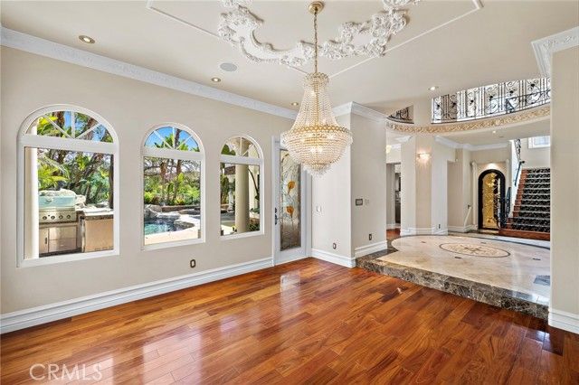10 Water Lily Way, Laguna Hills, CA 92679