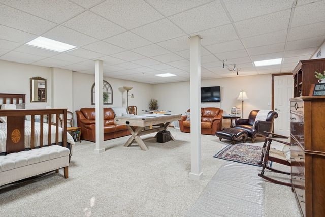 140 Paradise Dr, Hendersonville, TN 37075