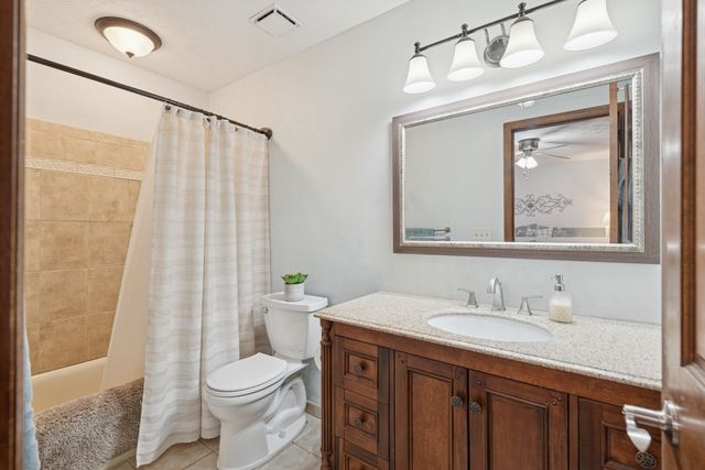 140 Paradise Dr, Hendersonville, TN 37075