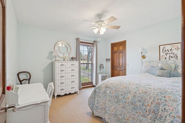 140 Paradise Dr, Hendersonville, TN 37075