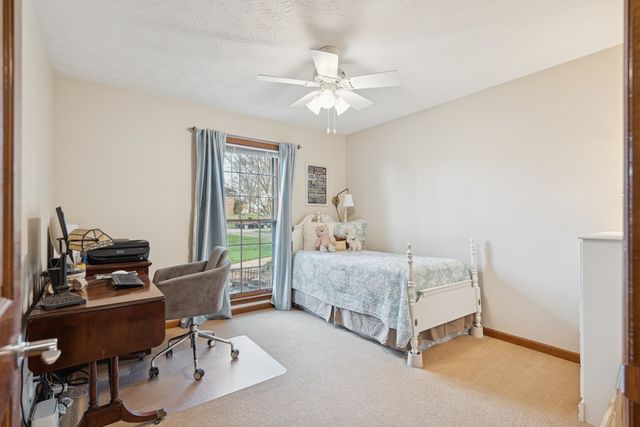 140 Paradise Dr, Hendersonville, TN 37075