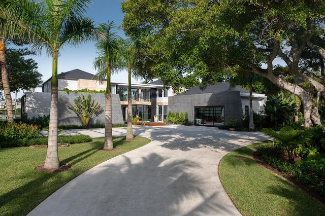 488 S Beach Road, Jupiter Island, FL 33455