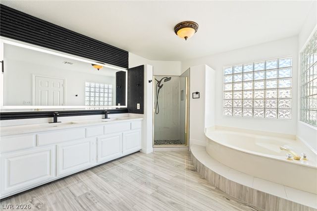 9417 Low Tide Court, Las Vegas, NV 89117