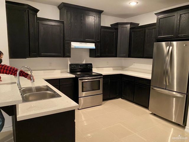 1203 White Oak Drive, Edinburg, TX 78541