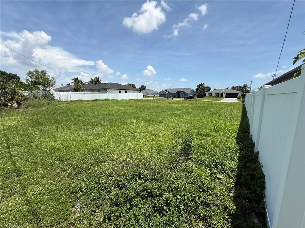 1621 SE 19th LN, CAPE CORAL, FL 33990 — photo 3