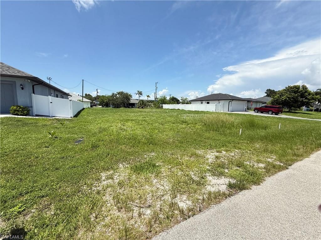 1621 SE 19th LN, CAPE CORAL, FL 33990 — photo 5