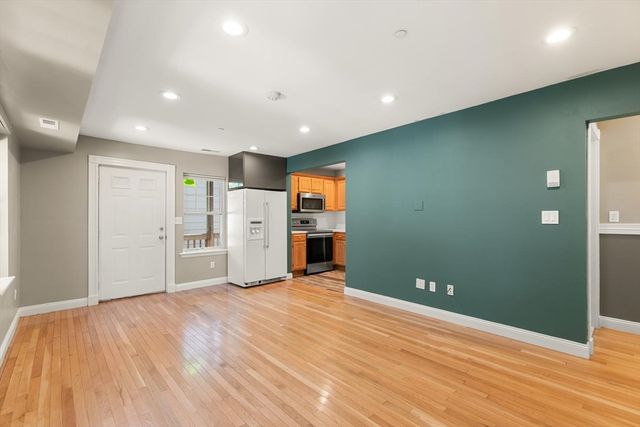 30 Tufts Ave B, Everett, MA 02149