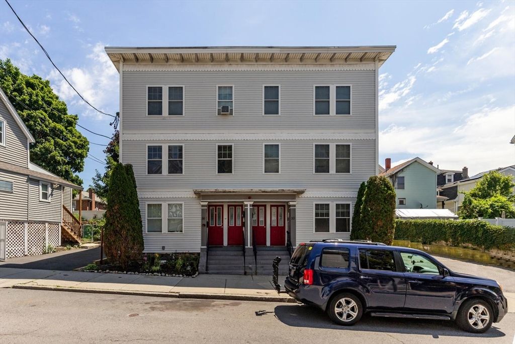 30 Tufts Ave B, Everett, MA 02149