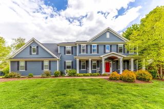 1025 S Vail Avenue, Arlington Heights, IL 60005