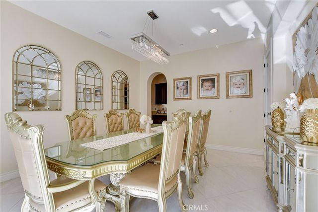 1127 Las Colinas Way, San Dimas, CA 91773