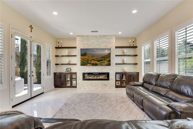 1127 Las Colinas Way, San Dimas, CA 91773